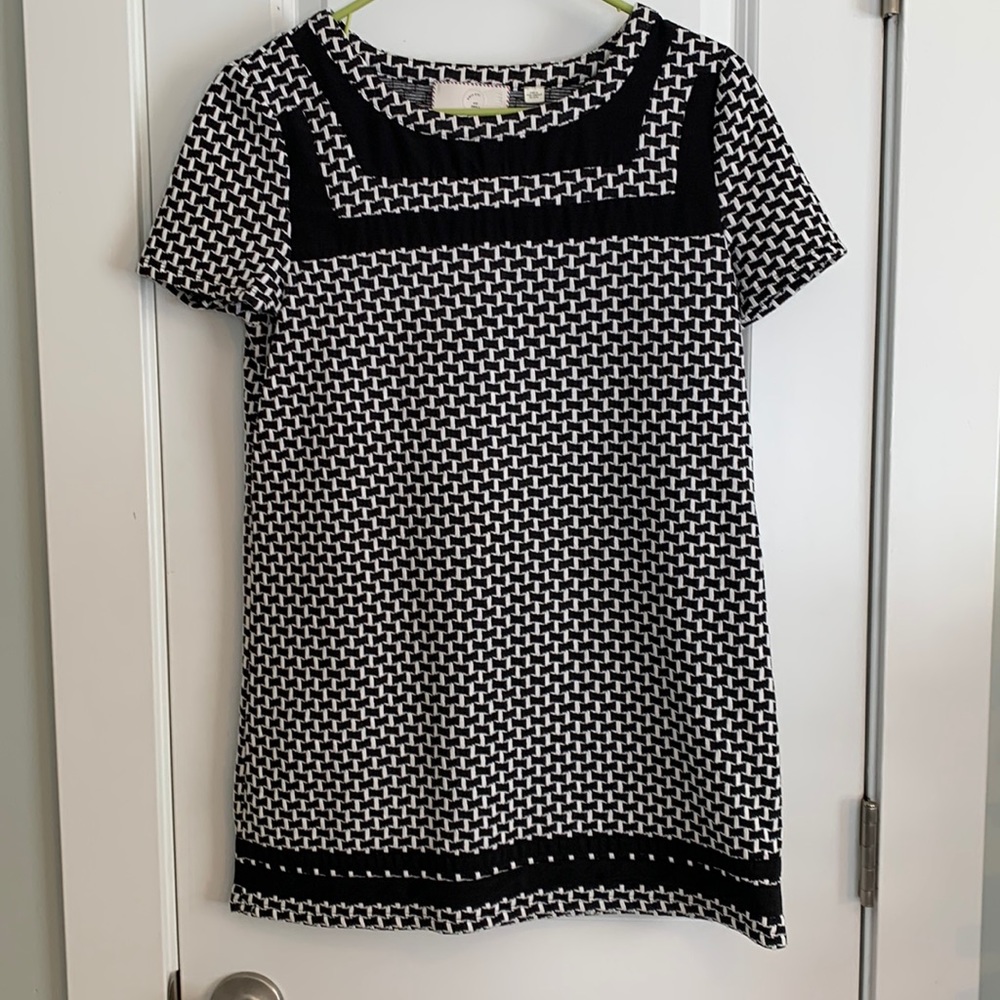 Anthropologie 9-H15 StCl Black and White Shift Dress